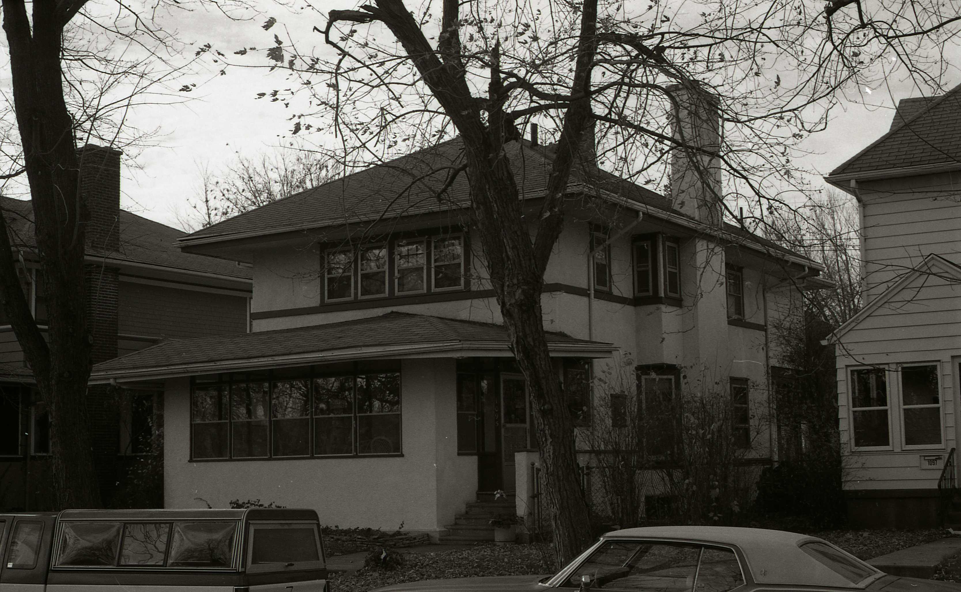 1095 Riverside Drive